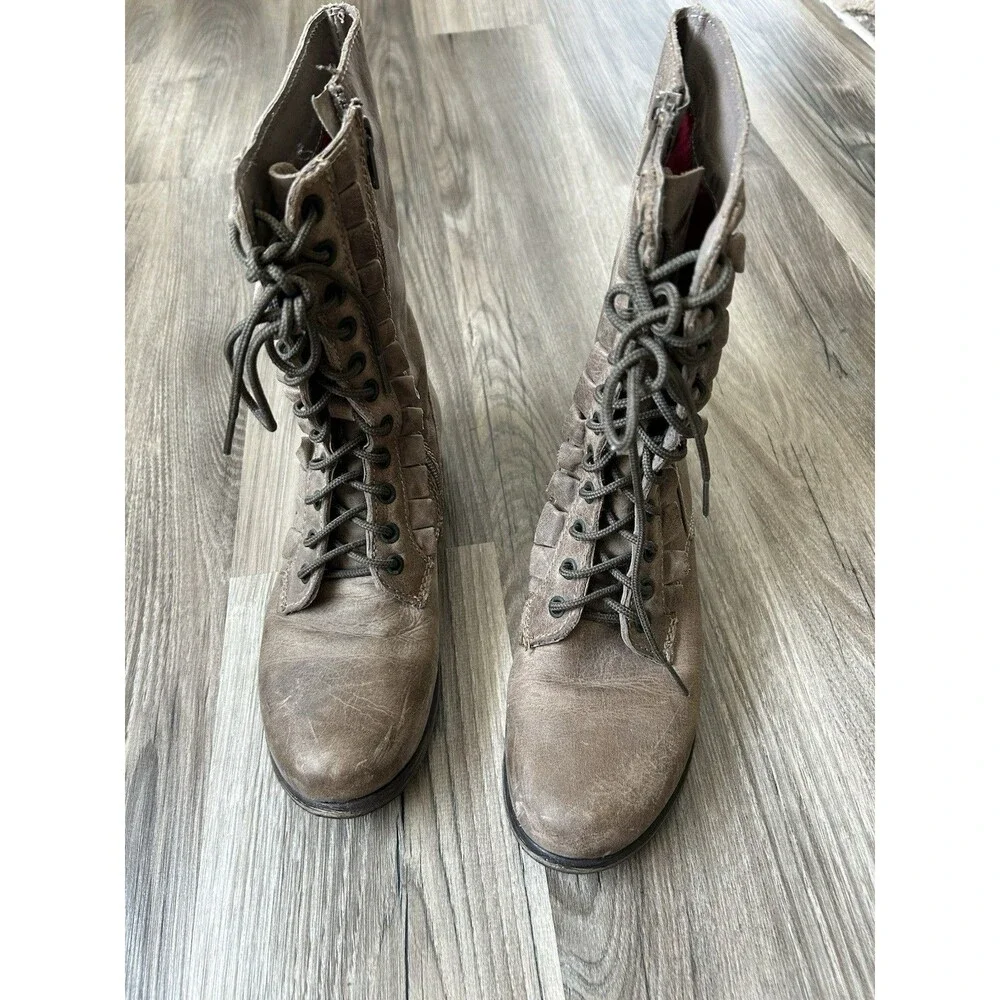 Betsey Johnson add touch